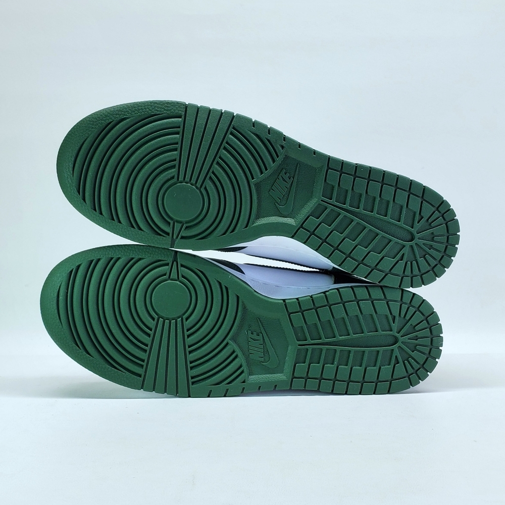 Nike Dunk High - Picture 8 of 11